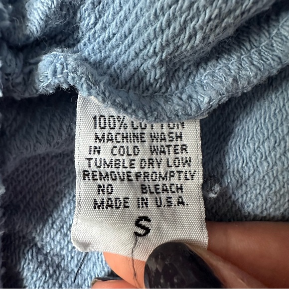 Urban Outfitters Drawstring Sweatshorts - Picture 2 of 2